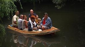 La Mehaigne se visite en barque ce week-end.