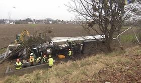Un chauffeur de poids lourd perd la vie sur la E40