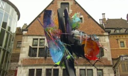 Une sculpture d'Arne Quinze à l'Hôtel de Bocholtz