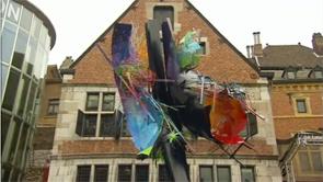 Une sculpture d'Arne Quinze à l'Hôtel de Bocholtz