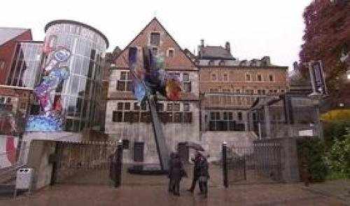 Hôtel de Bocholtz : inauguration de l'oeuvre d' Arne Quinze