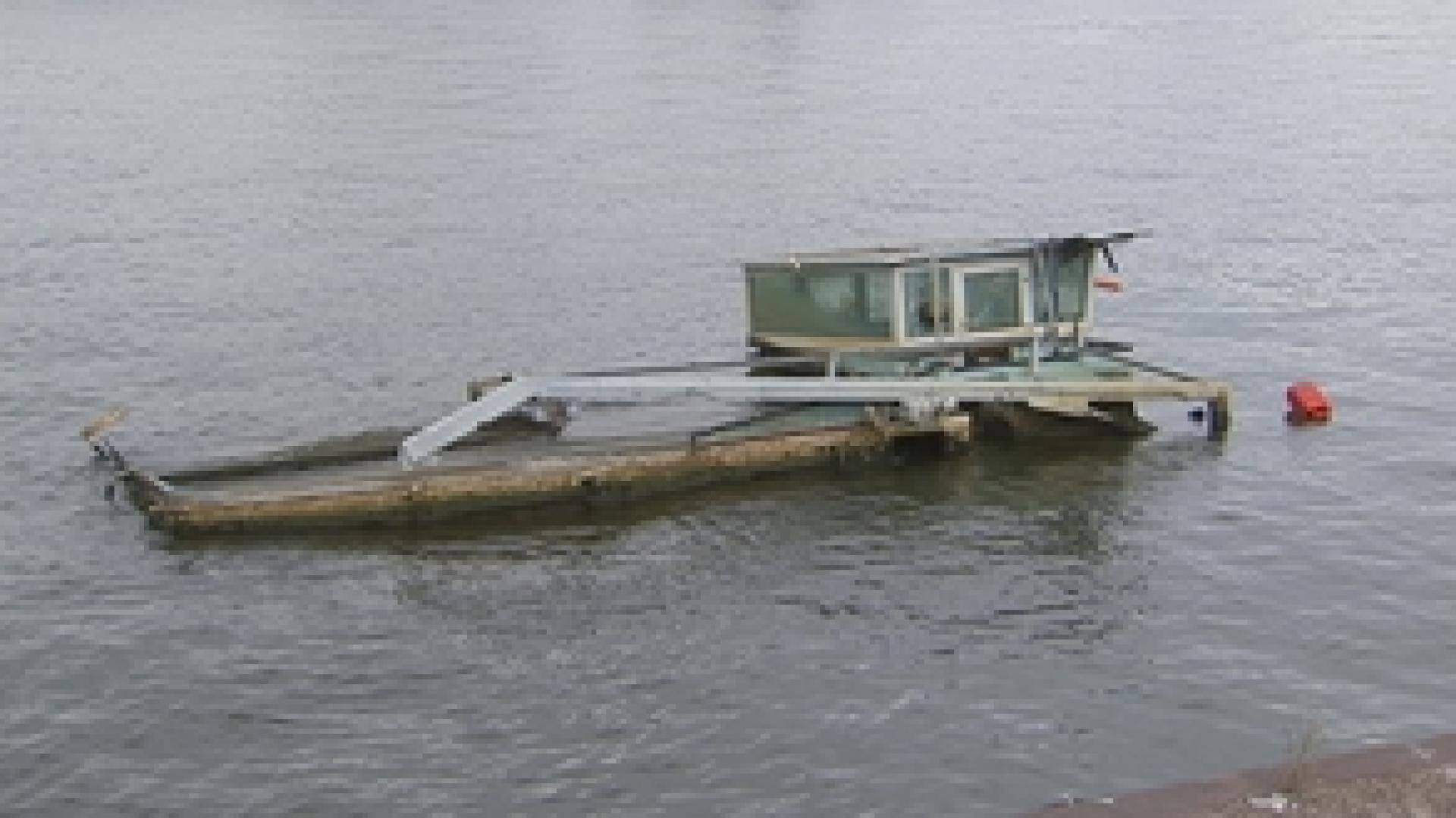 La péniche d'Ougrée va être renflouée