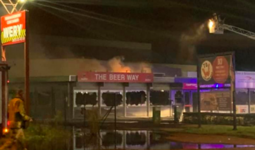 Important incendie à Waremme combattu par une soixantaine de pompiers