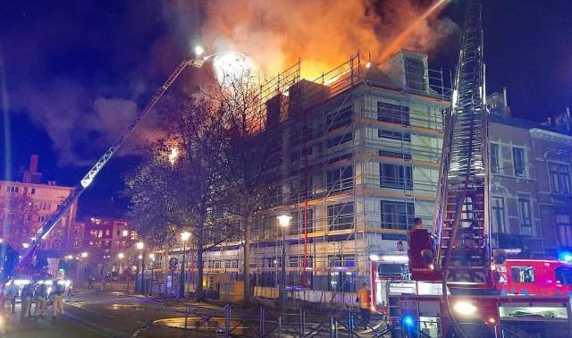 Incendie sur le chantier du futur hôtel Park Inn Radisson de Liège