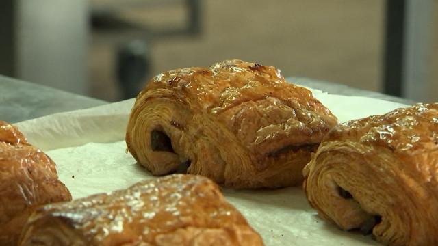 Jean Galler pousse jusqu'à 4 lignes de chocolat dans ses petits pains 