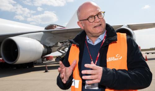 Jean-Luc Crucke : “Il n’y a pas de sauts de puce entre Bierset et Maastricht”