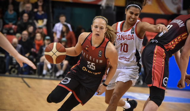 Julie Allemand officiellement en WNBA 