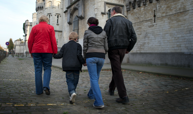 La Croix-Rouge recherche des bénévoles pour accompagner les enfants rendant visite à un parent en prison