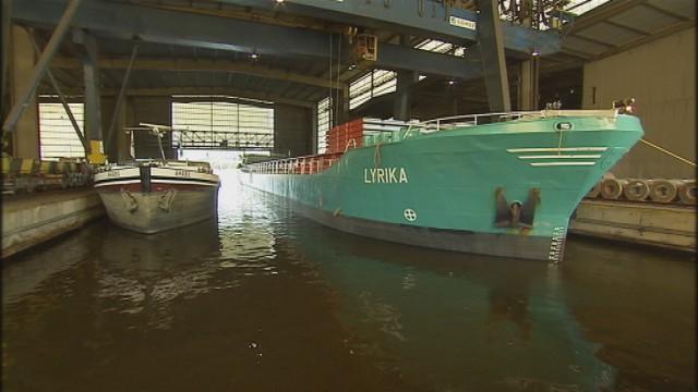 La darse couverte de l'Ile Monsin : un outil important du port de Liège 