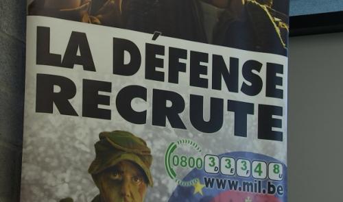 La Force aérienne recrute: opération séduction à l'Athénée d'Ans