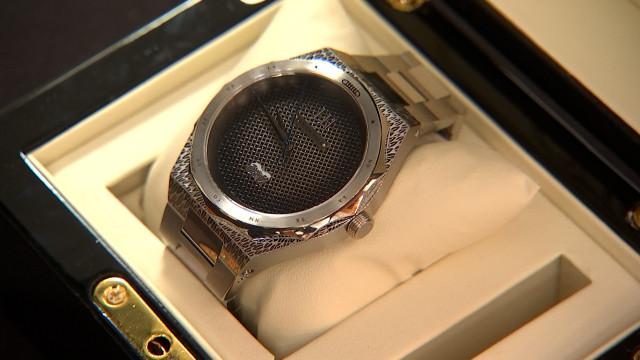 Cette montre liégeoise a quelque chose de Johnny !