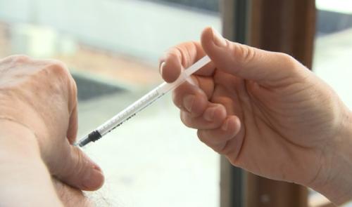 Le CHU vaccine ses patients à risques