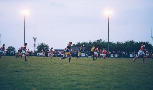 Le football féminin amateur déboule à Liège !