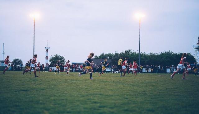 Le football féminin amateur déboule à Liège !