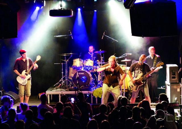 Le groupe NightLightCall en finale du concours Emergenza