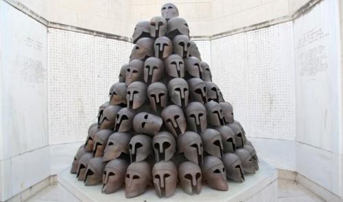 Vol de casques grecs au Mémorial de Cointe 
