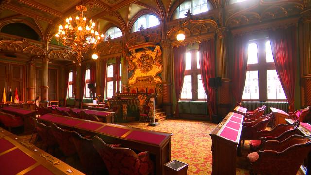 Le Palais provincial est à vous ! 
