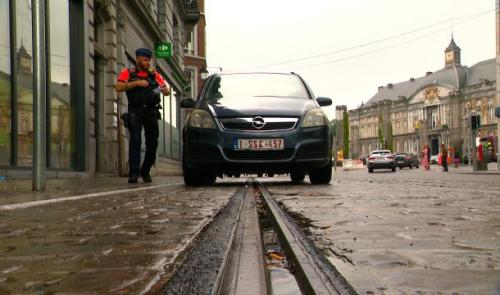 Le parking sauvage sur le passage du Tram : c'est fini 