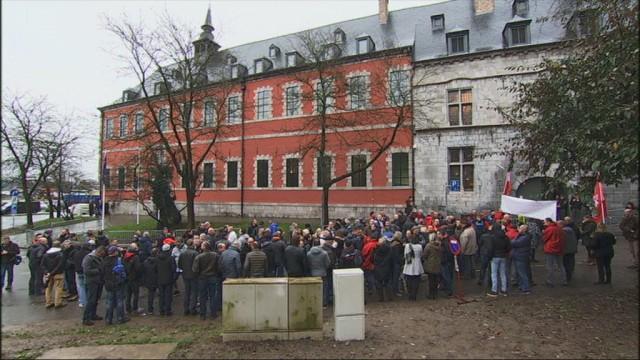 Le personnel de Publifin manifeste à Namur 