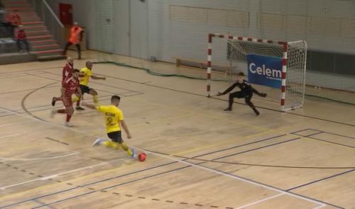 Le SL16 Futsal tombe à domicile 