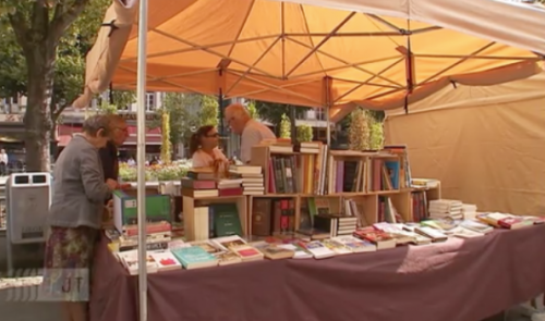 Les bouquinistes priés de déménager pour la dernière de Place aux Livres