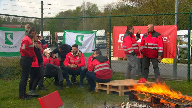 Les centres de tri de bpost toujours bloqués en Wallonie et à Bruxelles