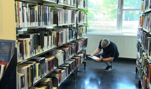 Les Chiroux organisent leur déménagement et donnent des livres