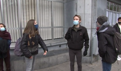 Les élèves de Waha entendus: vers un renforcement du présentiel 