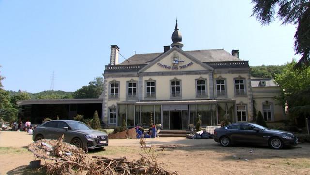 Les employés du château des Thermes à son secours 