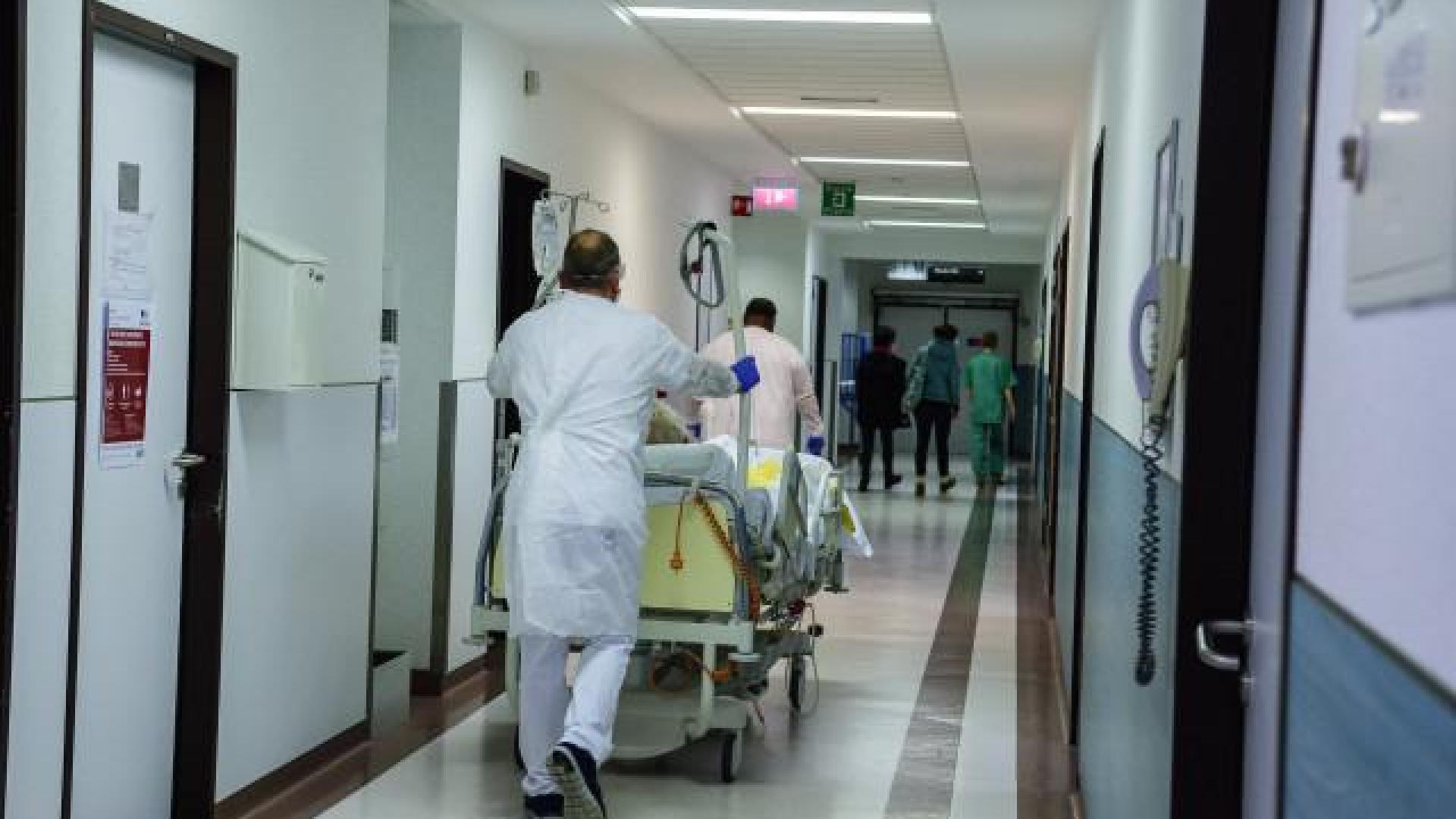 Les hôpitaux ferment des lits de soins intensifs par manque de personnel