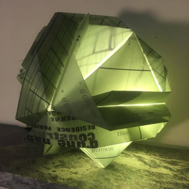 Les luminaires upcyclés de Lucie Vanroy 
