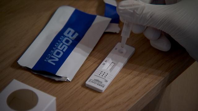 Les tests antigéniques arrivent en pharmacie 