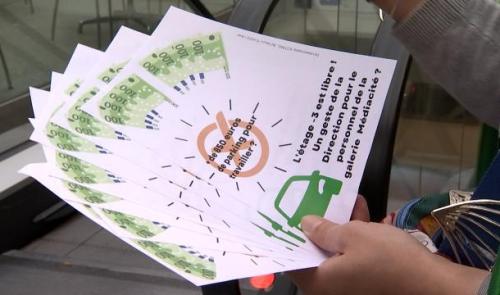 Les travailleurs de La Médiacité réclament des parkings gratuits
