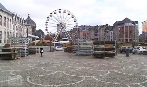 Liège : on prépare le village de Noël