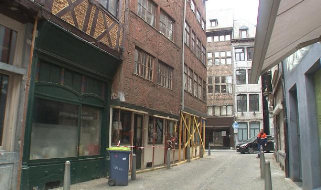 Liège : une maison menace de s'effondrer 