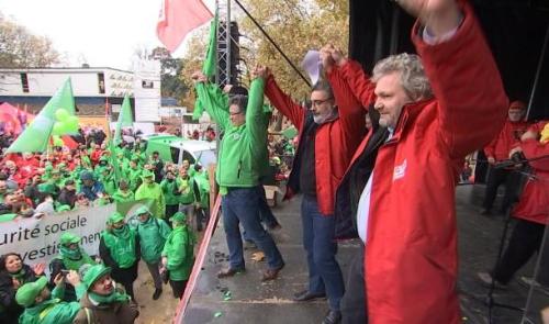 Manifestation : 10 000 personnes au parc d'Avroy 