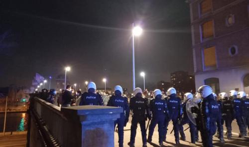 Manifestation contre le couvre-feu : 350 arrestations administratives