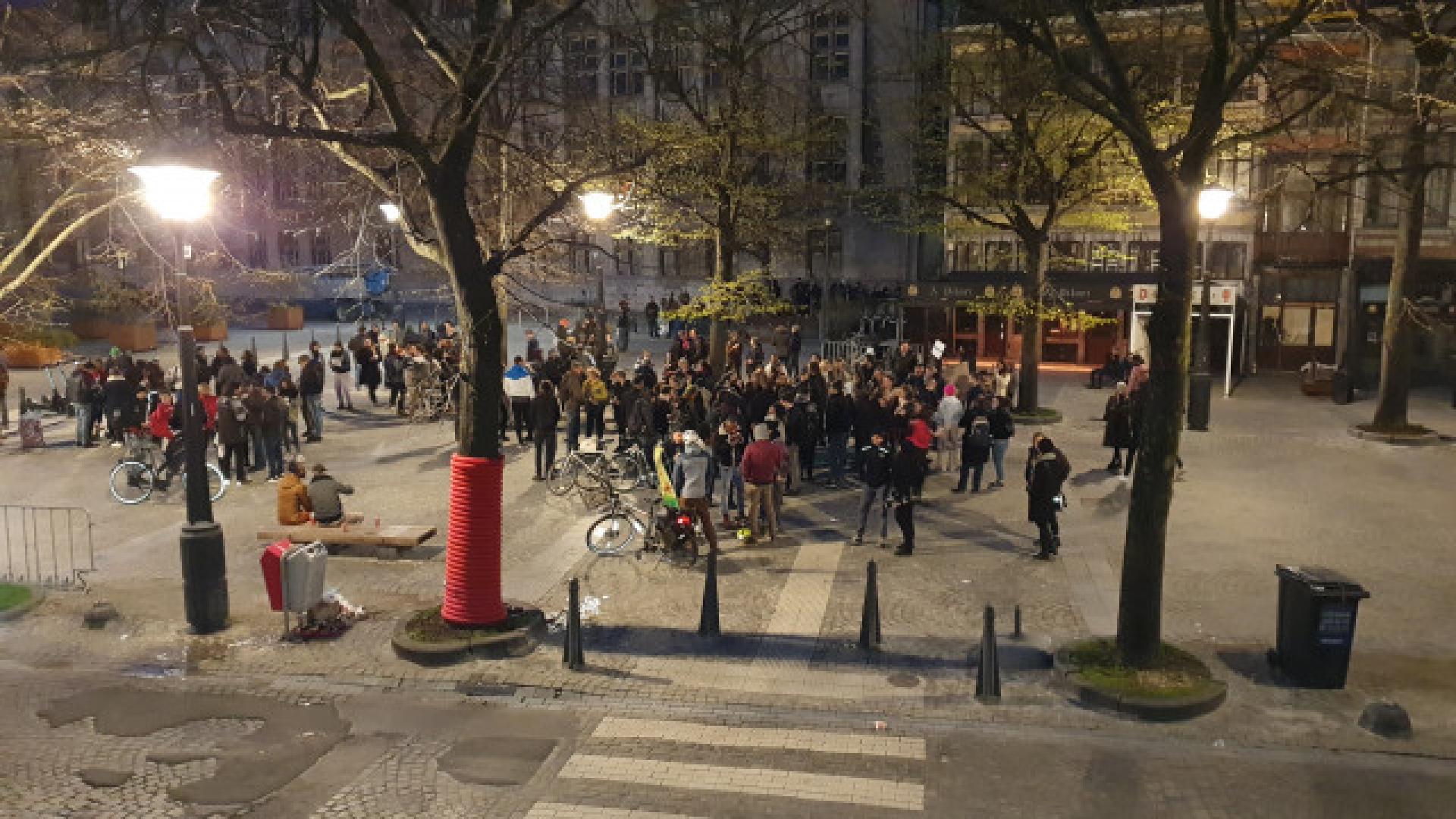 Manifestation place du Marché à Liège contre les mesures sanitaires