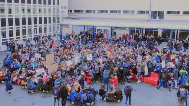 Manifestation pour le climat à l'Athénée de Chênée