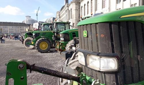 Manifestation : un cortège de tracteurs au centre de Liège