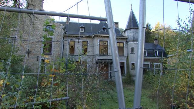 Manoir de Chaudfontaine: permis suspendu
