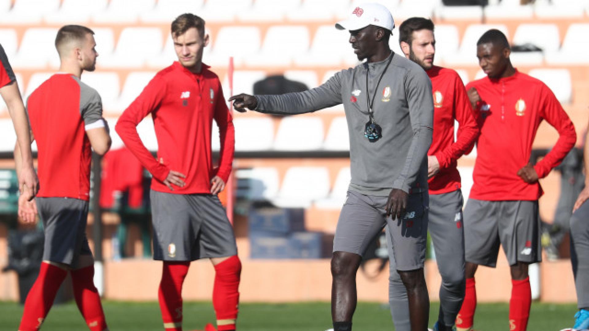 Mbaye Leye remplace Philippe Montanier sur le banc du Standard