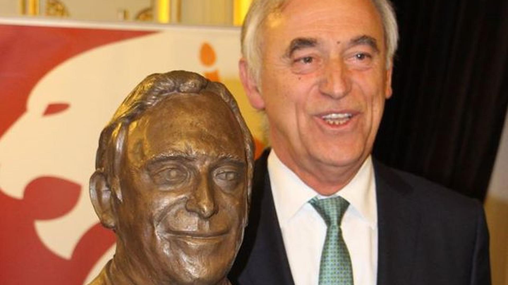 Michel Foret a son buste