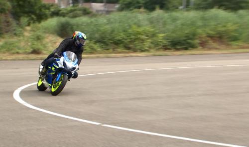 Moins de vroum vroum chez les motards ?