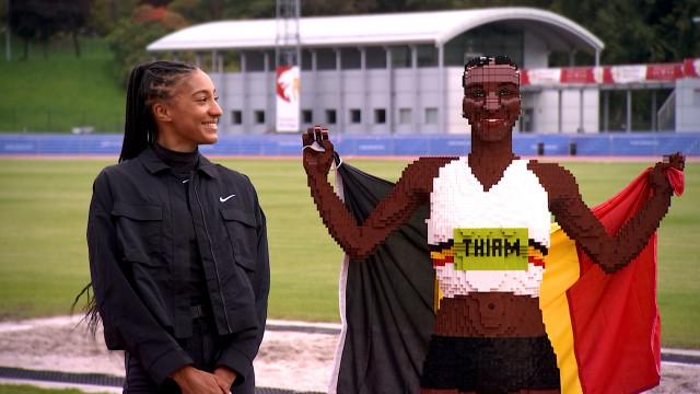19000 briques pour Nafi Thiam