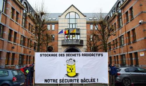 Non à un entrepôt de stockage des combustibles nucléaires