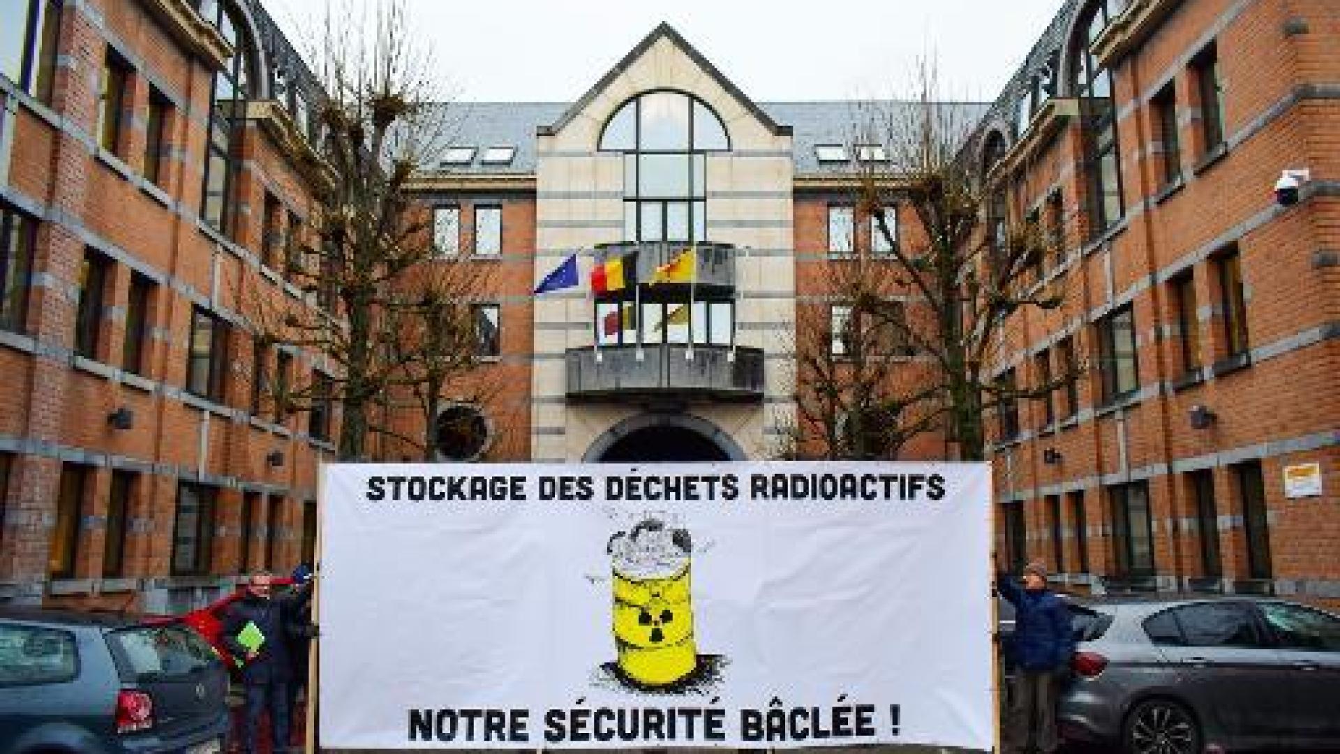 Non à un entrepôt de stockage des combustibles nucléaires