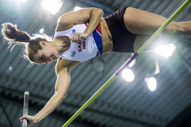 Nouveau record: Fanny Smets au sommet de sa barre !