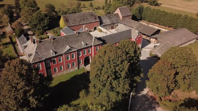 Ouffet : un joli château à vendre