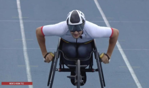 Para-athlétisme: le Soumagnard Maxime Carabin champion du monde sur 400m (T52) !